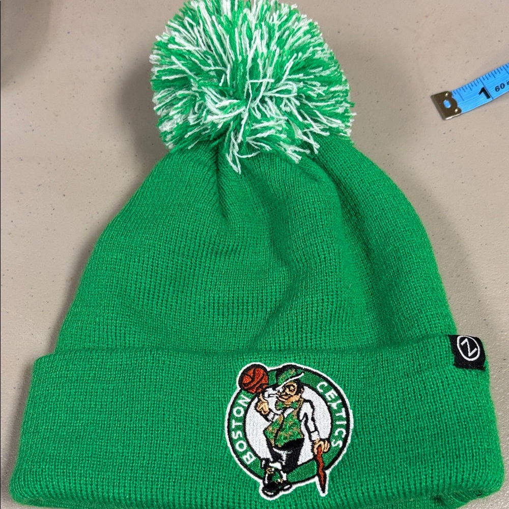 NBA Boston Celtics adult Green Pom-Pom Beanie